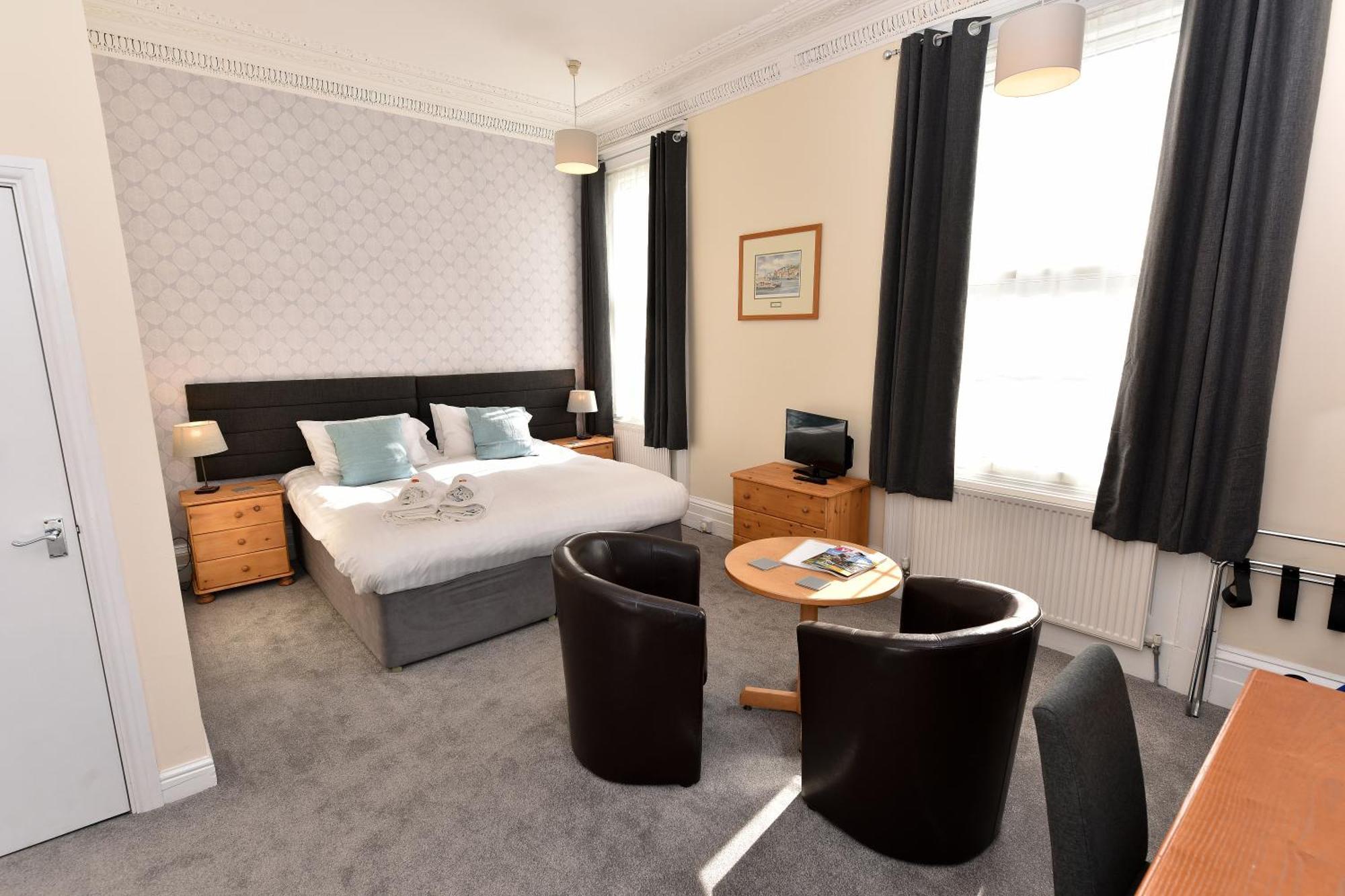 Phoenix Court 5* Scarborough