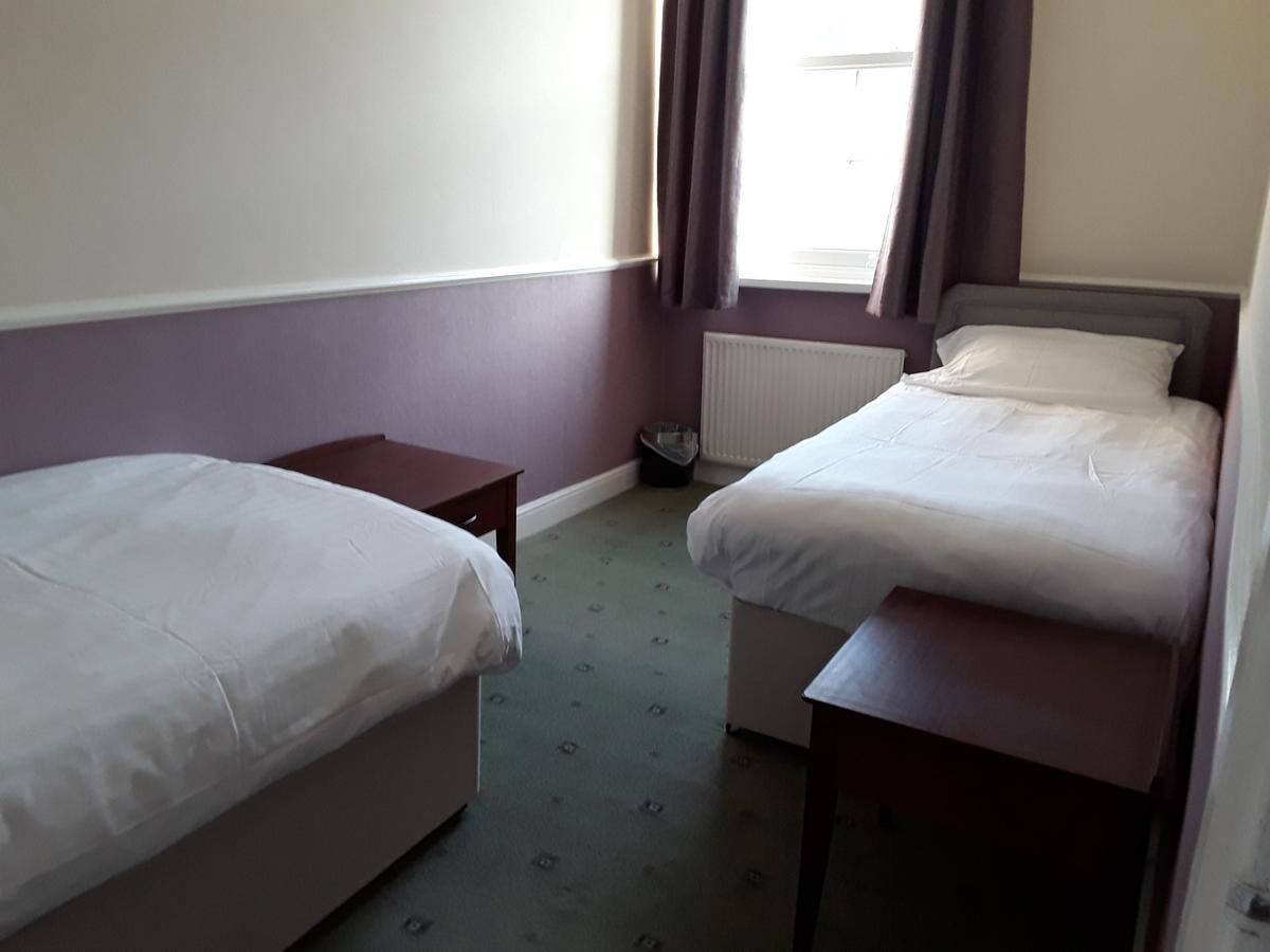Phoenix Court Hotel