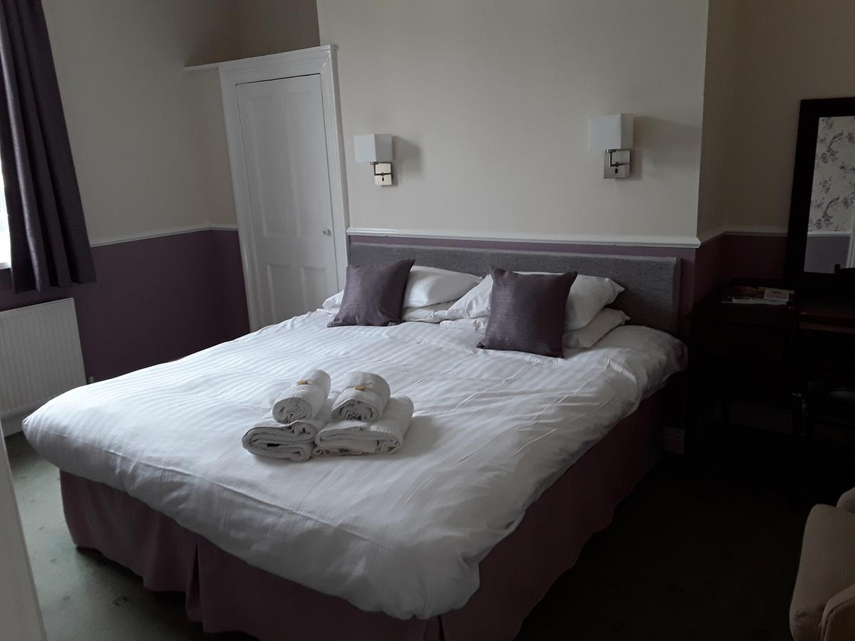 Phoenix Court Hotel 5*