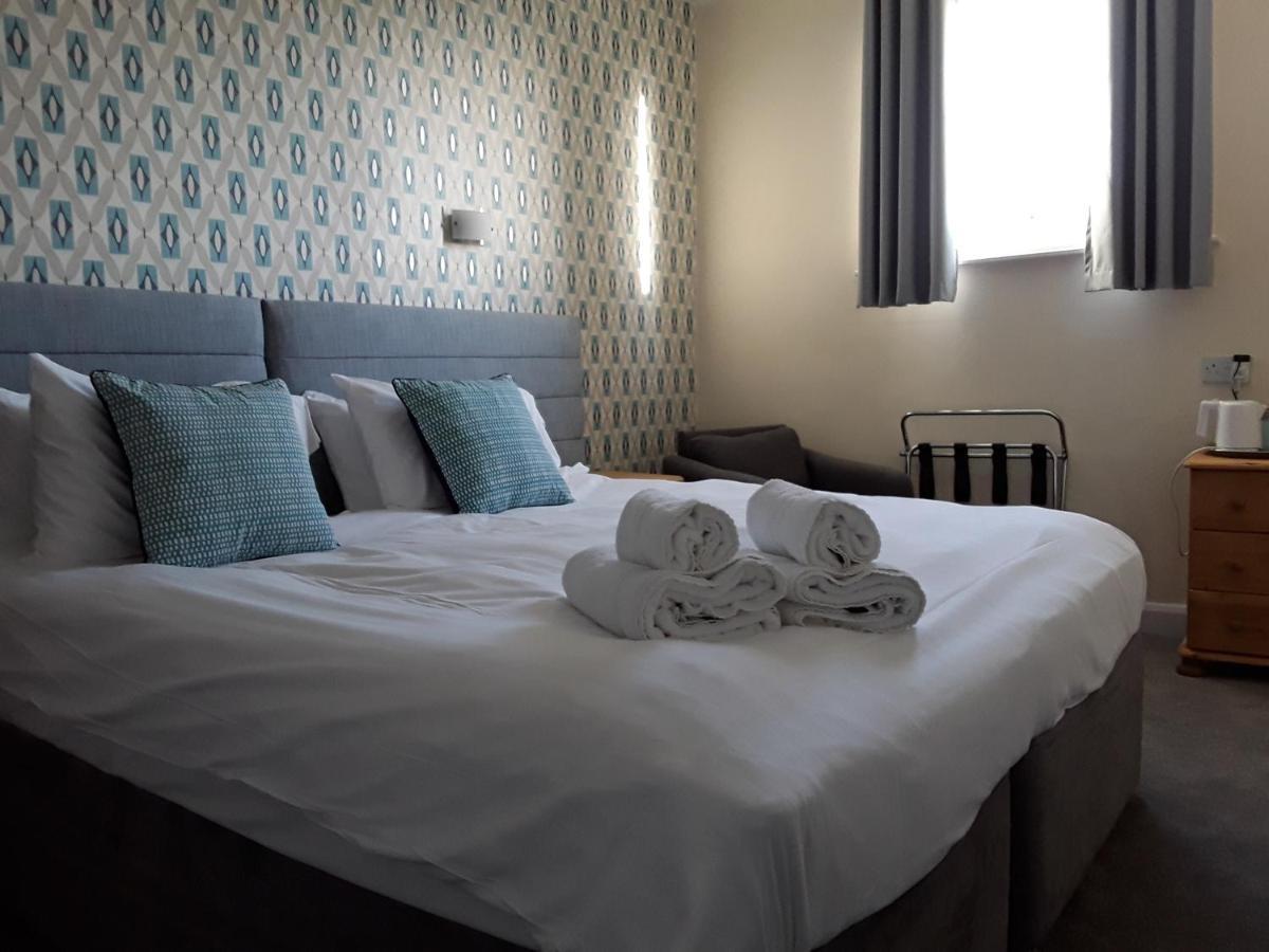 Phoenix Court Hotel 5*