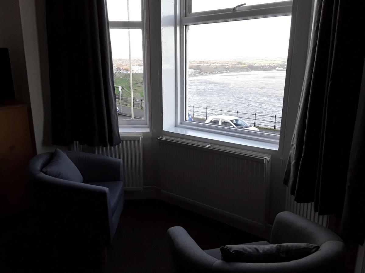 Hotel Phoenix Court 5*