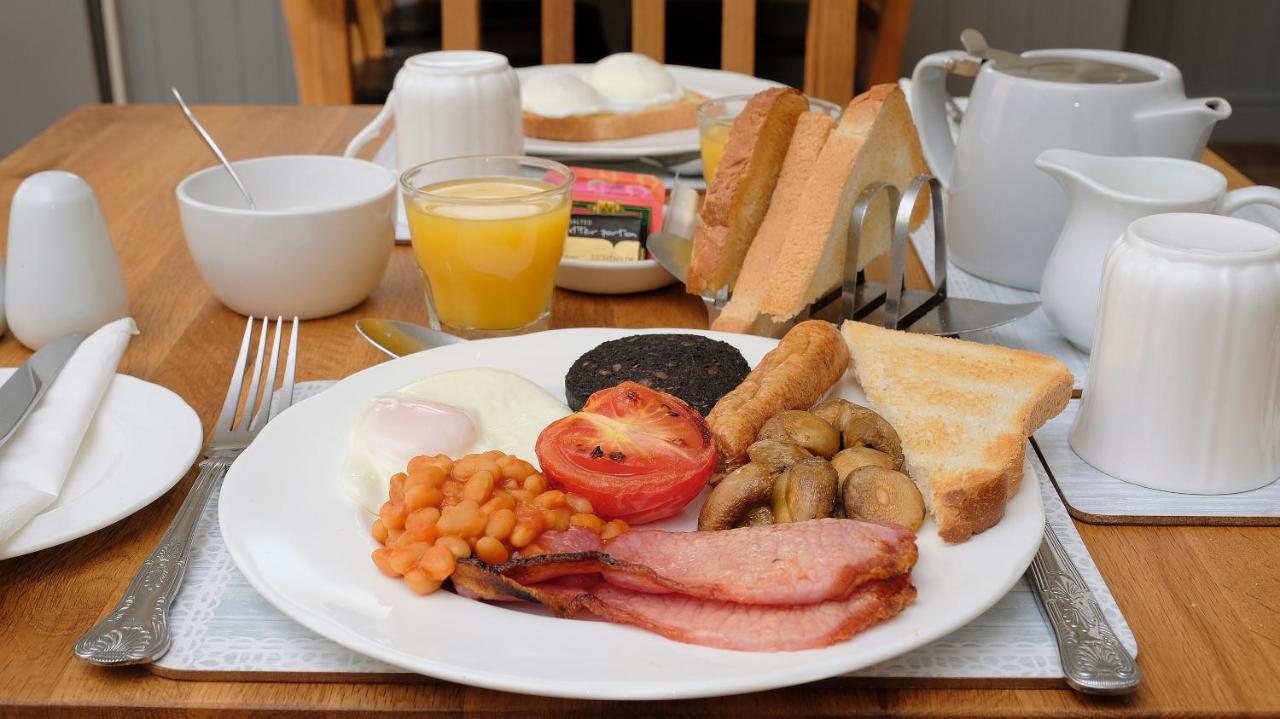 Phoenix Court 5* Scarborough