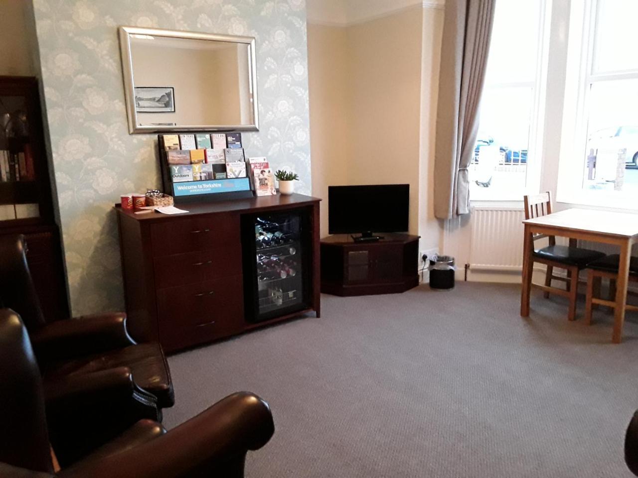 Hotel Phoenix Court Scarborough